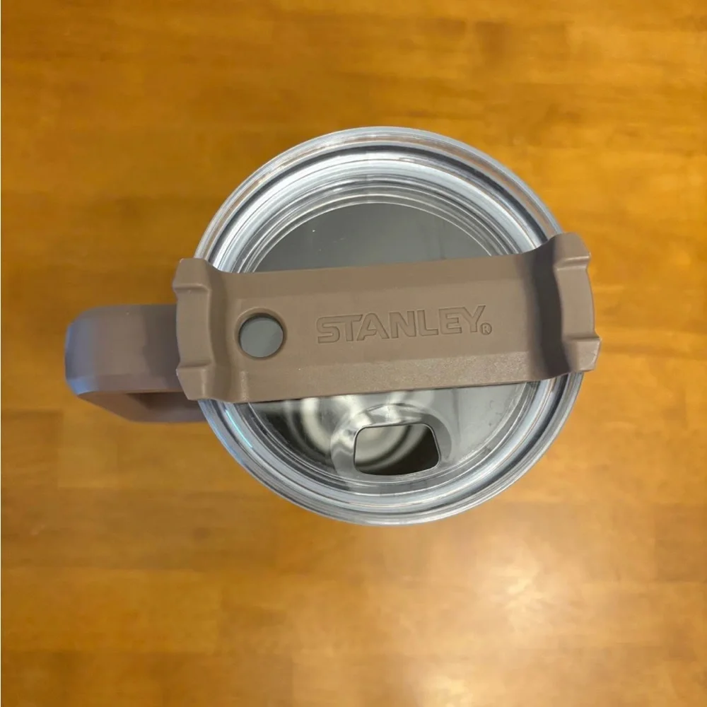40 oz Stanley Travel Mug - Matte Charcoal with Brown Handle - Picture 2 of 2